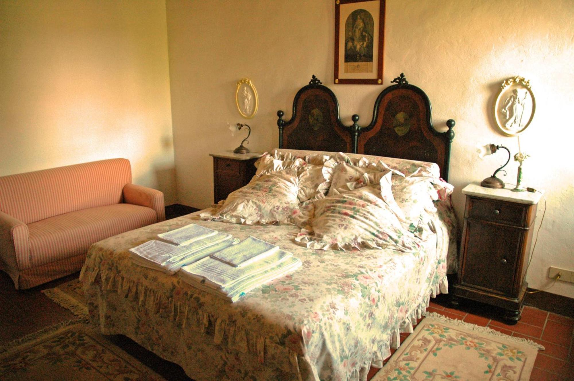 Tenuta Di Corsano Монтероні-д'Арбія Номер фото
